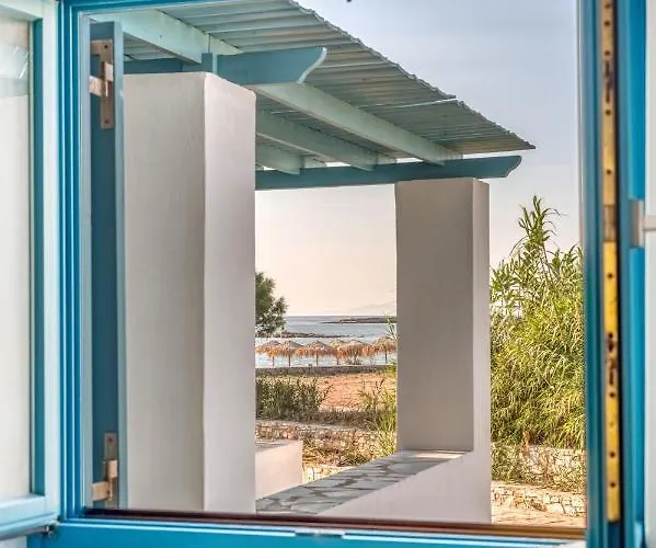 Ferienhaus G&k Blue House On Agia Anargyroi Beach,